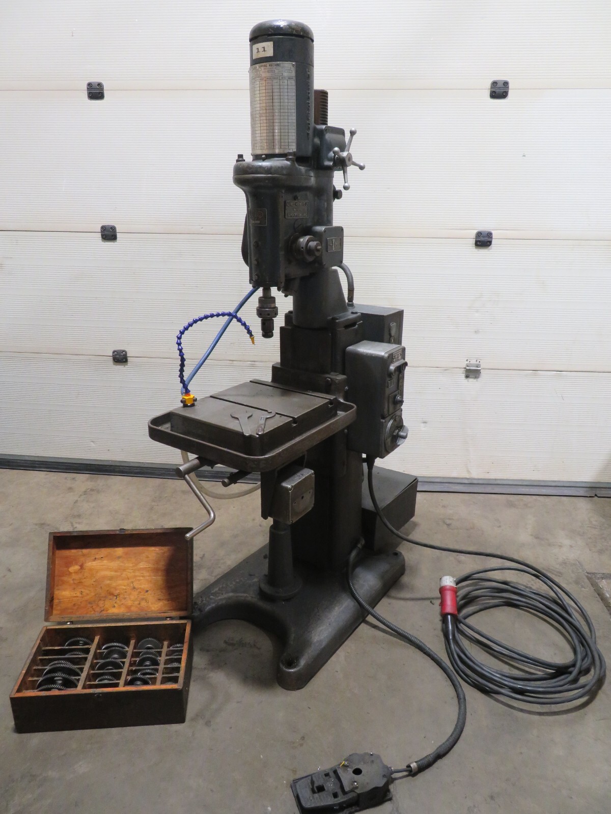 Alfred Herbert No.2 Flash Tapping Machine 3 Phase With Coolant & Change Gears